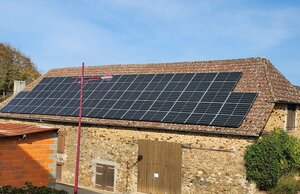 Panneaux photovoltaïques sur l'atelier municipal